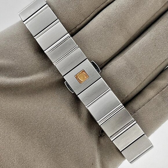 OMEGA Constellation Blush 123.10.24.60.05.001 Ladies Watch Mother Of Pearl Dial - Picture 7 of 10